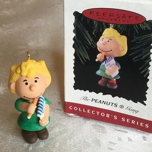 2 for $15! Hallmark Ornament - 1996 Peanuts Gang 4